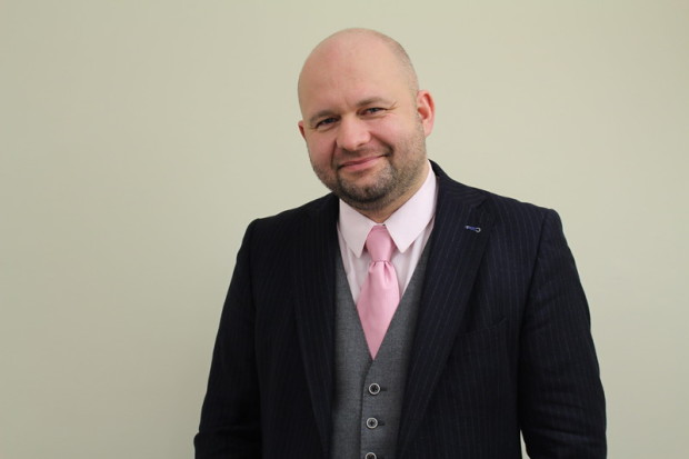 Денис Цепов о работе врача-гинеколога в Лондоне